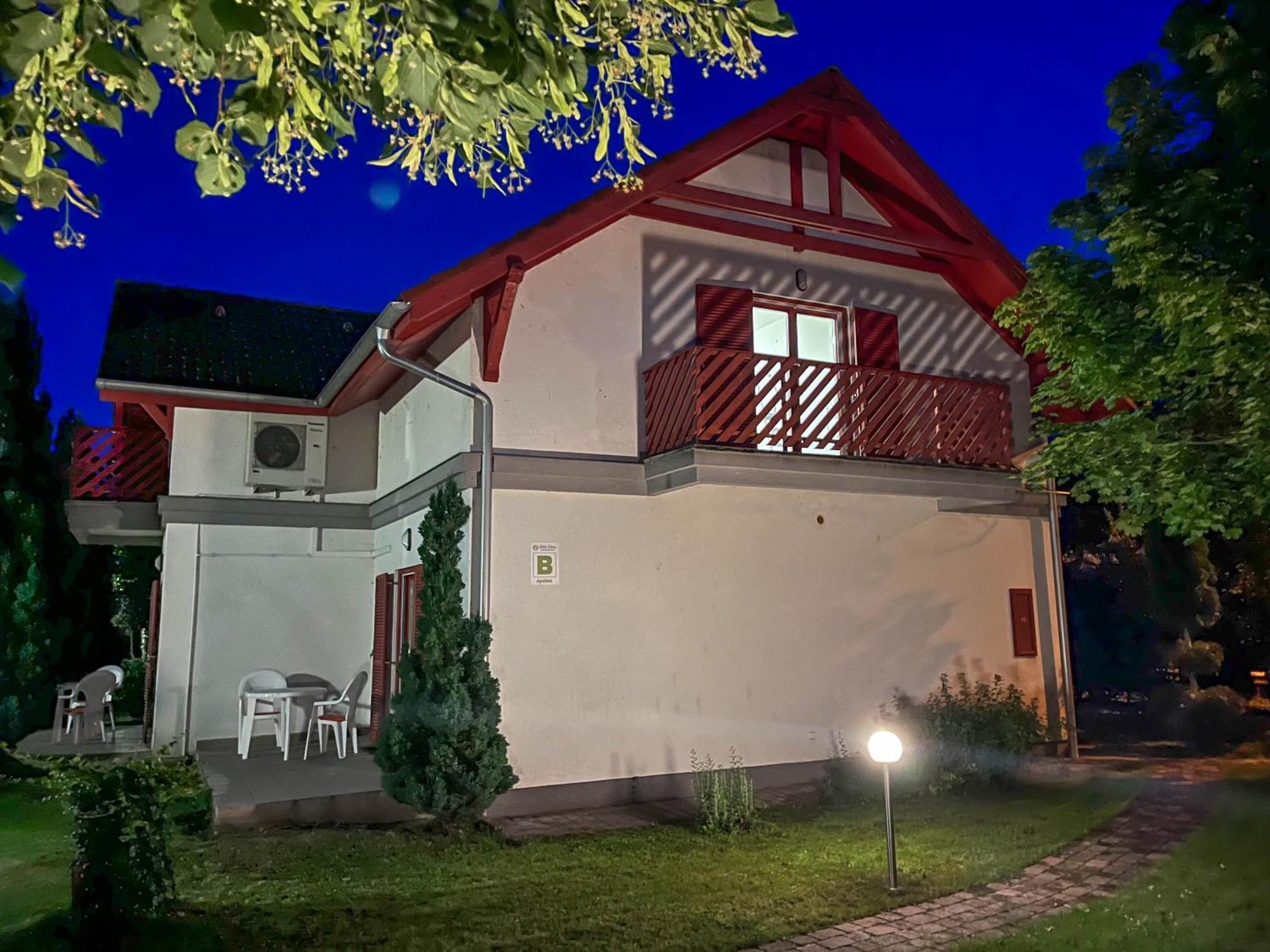 Zoeld Zona Zamardi Ueduelo Bed & Breakfast Luaran gambar